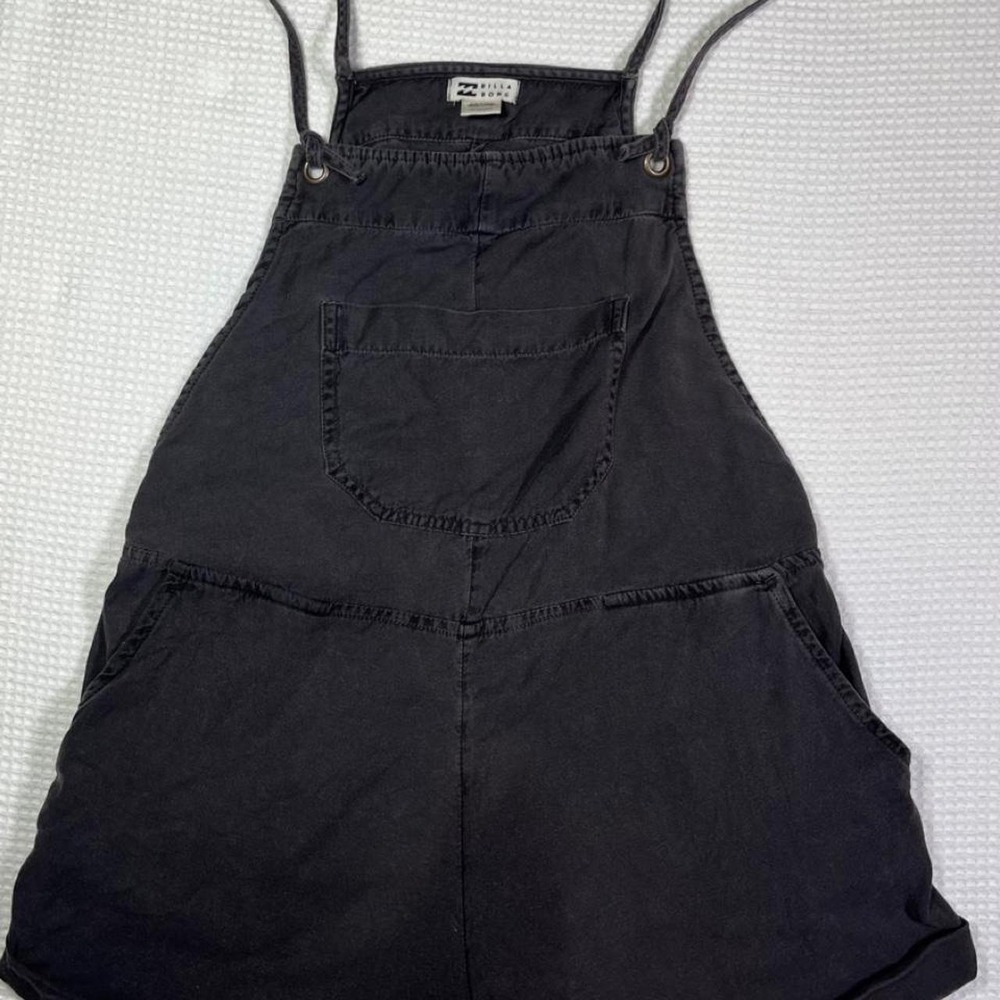 Billabong black overalls/romper shortfalls adjustable straps XS
